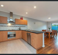 Cardiff St House - VIC Tourism