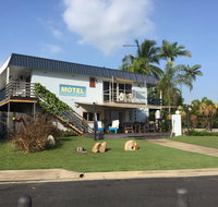Cardwell Beachfront Motel - VIC Tourism