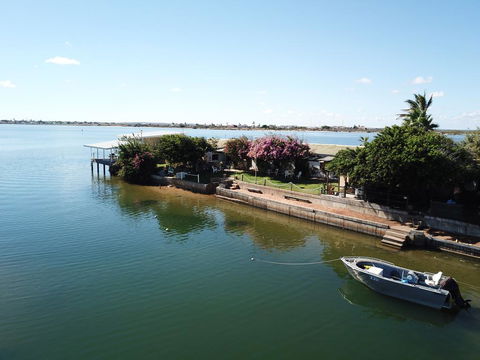 Carnarvon Retreat - VIC Tourism 2