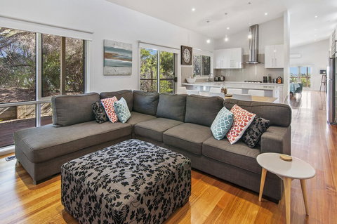 Carramar Views - VIC Tourism 3