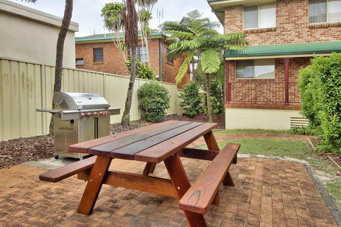 Carrington Terrace No 2 At South West Rocks - VIC Tourism 2