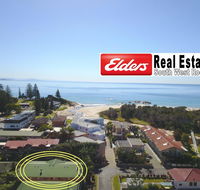 Carrington Terrace No 2 at South West Rocks - VIC Tourism