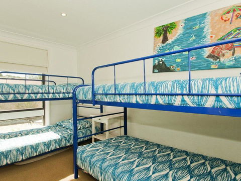 Casa Callala On King George - Well Appointed Home - VIC Tourism 3