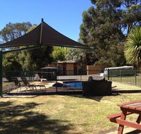 Castle Motel - VIC Tourism