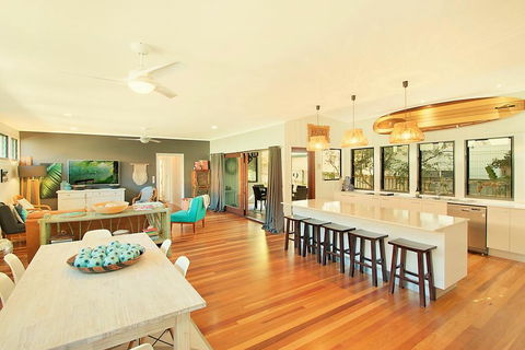 Casuarina Cabana - VIC Tourism 0