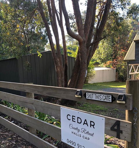 Cedar Country Retreat - VIC Tourism 3
