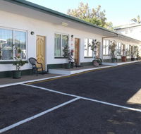 Central Point Motel - VIC Tourism