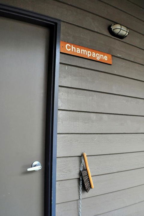Champagne - VIC Tourism 3