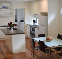 Champagne Stays Apartment - VIC Tourism