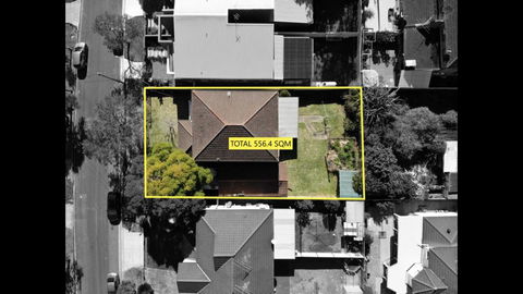 Charming Home In Sydney - VIC Tourism 3