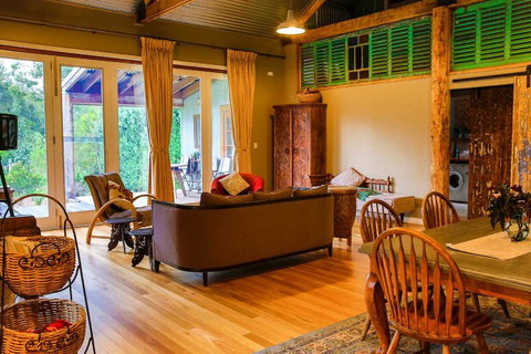 Chevys Rest - VIC Tourism 2