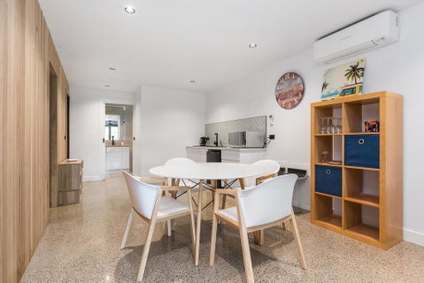 Chic Beach Studio - VIC Tourism 0