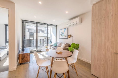 Chloe Serviced Apartment 2 Bedroom - VIC Tourism 2