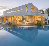 Cinque - Luxury Family Home with Pool Close to Beach and Town - VIC Tourism
