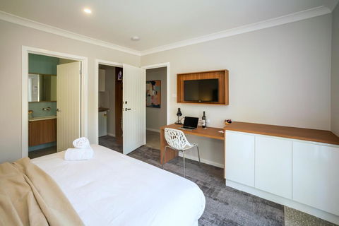 Clarinda Street Apartments - VIC Tourism 1