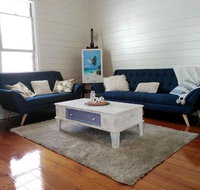 Classic Q'slander Huge Deck Pool Cowboy Stadium - VIC Tourism
