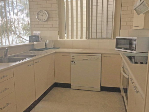 Classic View 1' , 49 Victoria Parade - Panoramic Water Views, Aircon, Free WIFI - VIC Tourism 1