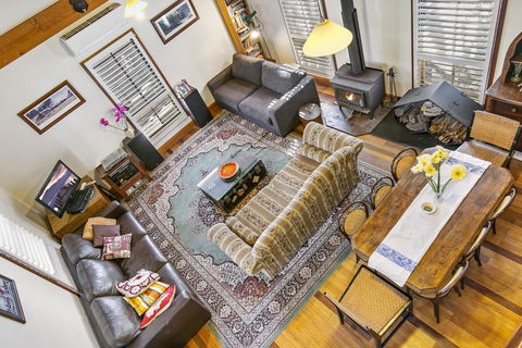 Clervaux Cottage - VIC Tourism 0