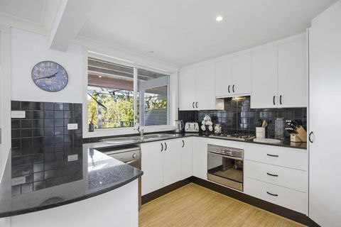 Clissold By Collers, MOLLYMOOK - VIC Tourism 3