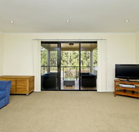 Close to beaches and local attractions - VIC Tourism