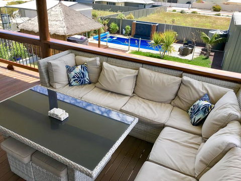 Coastal Paradise Holiday Home: Swimming Pool + WiFi - VIC Tourism 1