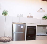 Coastal Retreat Unit 3 - VIC Tourism