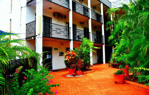 Coconut Grove Holiday Apartments - VIC Tourism 1