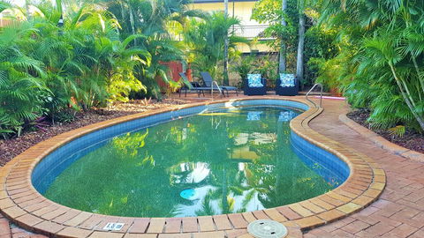 Coconut Grove Holiday Apartments - VIC Tourism 0