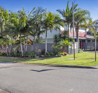 COCONUTS - VIC Tourism