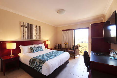 Coffee House Apartment Motel - VIC Tourism 0