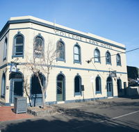 College Lawn Hotel - VIC Tourism