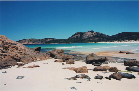 Comfort Inn Bay Of Isles - VIC Tourism 1