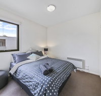 Comfy 2BR Suite Near Flemington Races FREE Parking - VIC Tourism