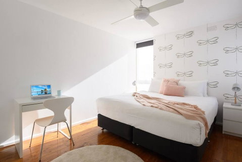 COMO A South Yarra Delight, Car Park And King Bed - VIC Tourism 1