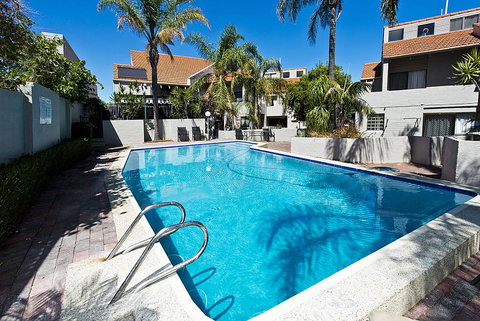 Como Mezzanine Retreat - VIC Tourism 3