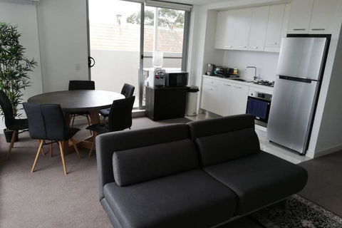 Condo On Conder - VIC Tourism 1
