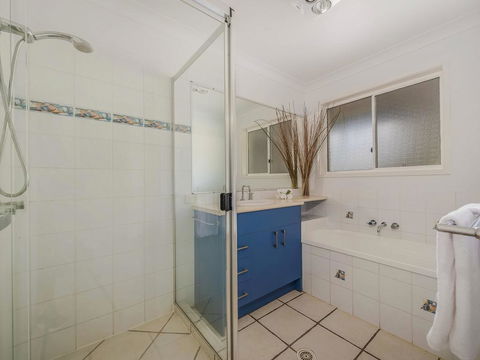 Coolum House, Pet Friendly - VIC Tourism 2