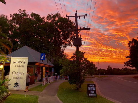 Coral Beach Lodge - VIC Tourism 0