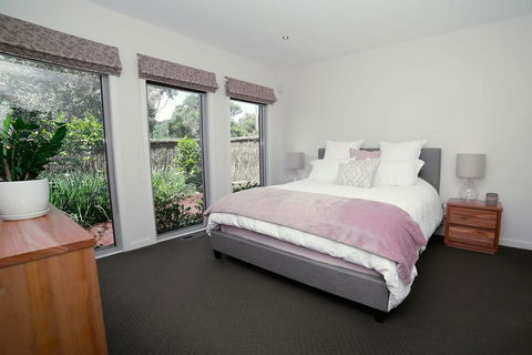 Coral Cove - VIC Tourism 3