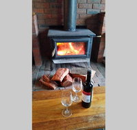 cosy cottage valley views - VIC Tourism