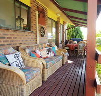 Cottage by the Bay - VIC Tourism