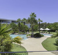 COTTON BEACH ON THE POOL 66 - VIC Tourism