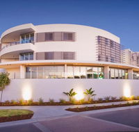 COTTON BEACH ROOF TOP 113 WITH OCEAN VIEWS - VIC Tourism