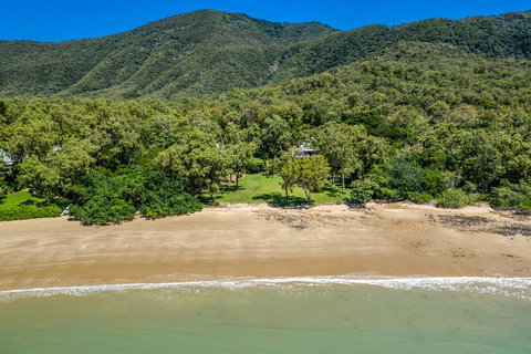 Cottonwood - Private Beachfront - VIC Tourism 1