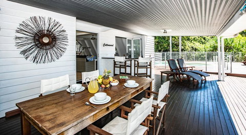 Cottonwood - Private Beachfront - VIC Tourism 3