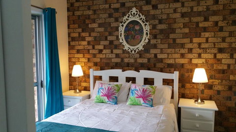 Country Charm - VIC Tourism 0