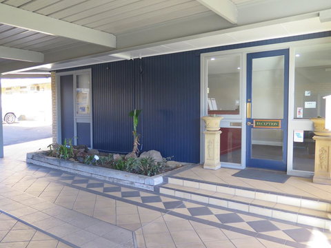 Country Comfort Armidale - VIC Tourism 2