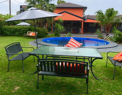 Country Leisure Motor Inn - VIC Tourism 1