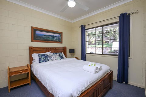 Country Lodge Motel - VIC Tourism 1
