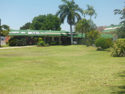 Country Road Motel - VIC Tourism 1
